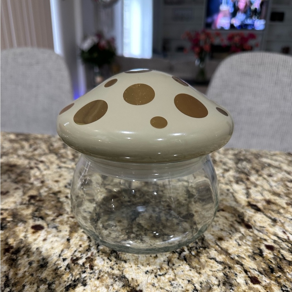 Mushroom Jar